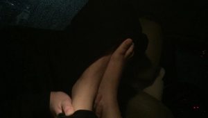 私人订制送小姨子回家在车上玩美足