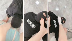 【容s】学生妹白袜裸足羞辱舔脚【完整版】-97LZTD-83829