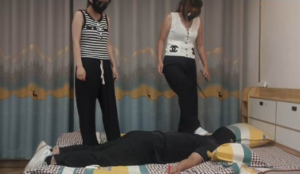 新人精神小妹慧妈和泽妈的暴力摧残-97LZTD-45310