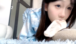抖音极品美女别拔虎牙自tian秀足多v合集《下部》