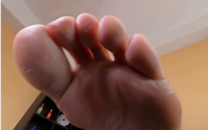 【GTS-VR】皮靴御姐，足下微尘-97LZTDGXFC-00000313270878
