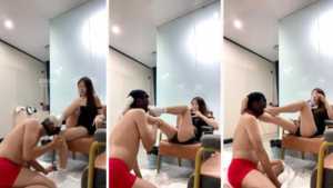 【玖依】可爱妹妹脏鞋白袜踩贱奴-97LZTDGXFC-00000313271793
